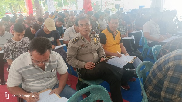 Terlihat personel Polres Binjai sedang melakukan tes psikologi. (Waspada/Ist)
