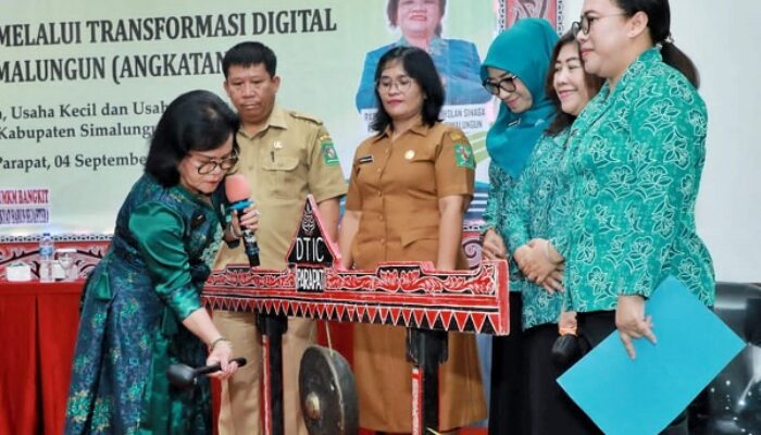 Sosialisasi Penguatan Fondasi Bisnis Melalui Transformasi Digital UP2K TP PKK