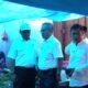Pj Bupati Drs Azmi didampingi sejumlah Kepala SKPK saat sidak harga bahan pangan di Pasar Sianjo-Anjo Kecamatan Gunung Meriah, Aceh Singkil, baru-baru ini. WASPADA/ist