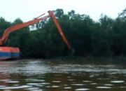 Tangani Pendangkalan, PUPR Aceh Singkil Buka Pintu Muara Baru