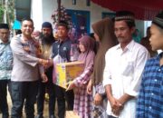 Kapolres Nagan Raya Dan LSM RKCA Serahkan Bantuan Keluarga Mualaf 