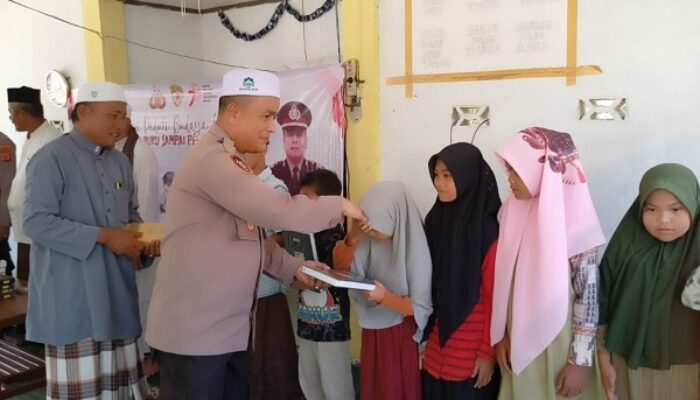 Polisi Bantu Alquran Santri TPA