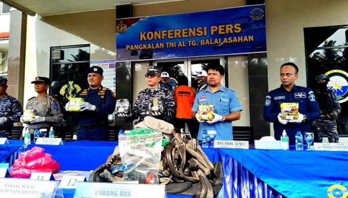 TNI AL Tangkap PMI ‘Gendong’ Tujuh Kilo Sabu Dari Malaysia