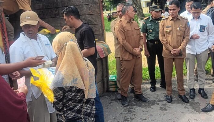 Jaga SPHP, Pj Wali Kota Tinjau Operasi Pasar Beras Medium
