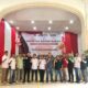General Manager PT BSP Tbk Sumut I Ahmad Nelson Samosir, foto bersama dengan perwakilan manager, staff, karyawan PT BSP Tbk saat donor darah bekerja sama dengan PMI Kab Asahan. Waspada/Ist