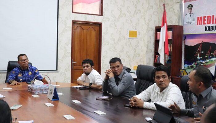 Bupati Toba Minta Bawaslu Tingkatkan Profesionalisme