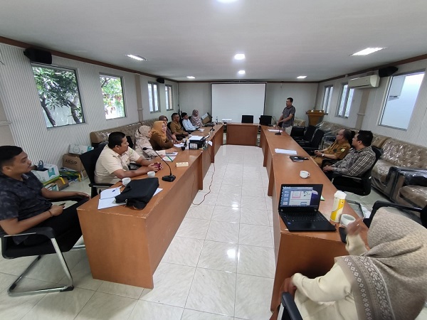 BMA menggelar pelatihan teknik menulis siaran pers untuk para Amil Baitul Mal Aceh khususnya bidang pengumpulan di Aula BMA, Selasa (19/09/23). (Waspada/T.Mansursyah)