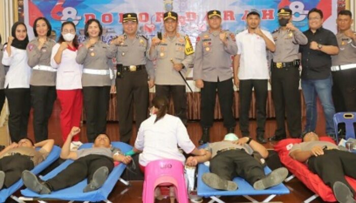 Dalam Rangka HUT Lantas, Polres P.Siantar Donor Darah