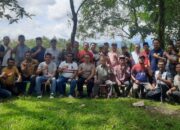 Kekompakan Pembubaran Panitia HUT Ke-78 RI Bersama Kades Seunagan Timur 