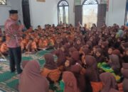 Ketua MAA Ajak Anak-anak SD Belajar Bersuci Secara Benar