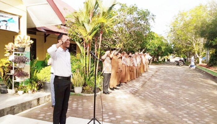 Dua Alumni Sambangi SMA Negeri 1 Manyak Payed