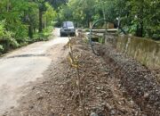 Proyek Galian Pipa Di Abdya Ancam Keselamatan Pengendara