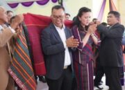 Jemaat GKPI Porsea Kota Keluhkan Kelangkaan Pupuk Di Hadapan Bupati