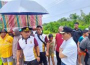 Ahmadliyah Dan Sejumlah Pejabat Simeulue Tinjau Area Terdampak Banjir