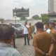 KETUA Komisi IV DPRD Medan, Haris Kelana, usai meninjau lokasi perumahan Yuu At Contempo bersama rombongan, di Jln Brigjen Zein Hamid, Lingkungan VII, Kelurahan Titi Kuning, Kecamatan Medan Johor, Senin (18/9). Waspada/Partono Budy