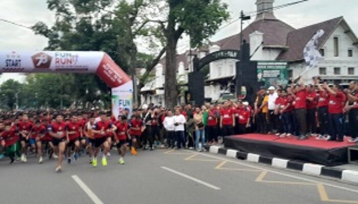 Bakti Kesehatan Dan Bazar Meriahkan HUT Ke 78 TNI Di Lapangan Benteng Meriah