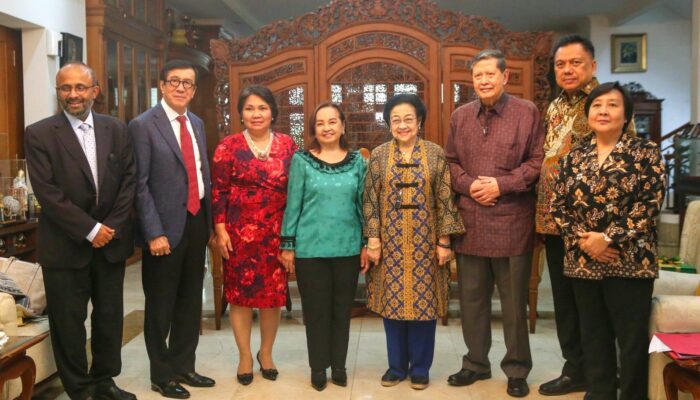 Megawati Terima Kunjungan Mantan Presiden Filipina