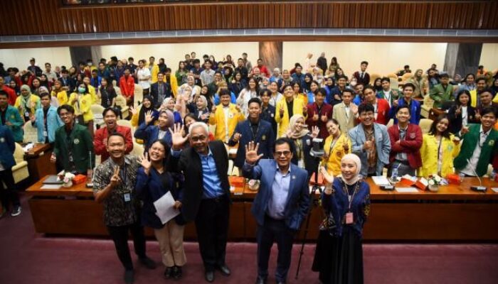 Sekjen DPR RI Harapkan Mahasiswa Jadi Agen Informasi Keparlemenan