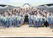 Ketua DPR RI Dorong Pelajar Perempuan Jadi Pemimpin