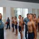 DANLANTAMAL I Belawan Laksamana Pertama TNI Johanes Djanarko Wibowo melakukan pemeriksaan kepada para Caba pria, caba wanita dan cata pada sidang Pantukhirda, Rabu (13/9) di Mako Lantamal I Belawan. Waspada/Ist