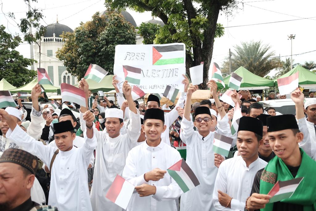 Ribuan Umat Islam Doakan Palestina