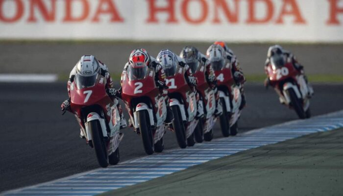 Pebalap Astra Honda Semangat Berapi Di Rumah Sendiri