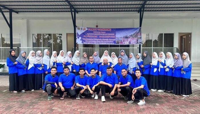 YPIT Aisyah Maksum Laksanakan Family Gathering