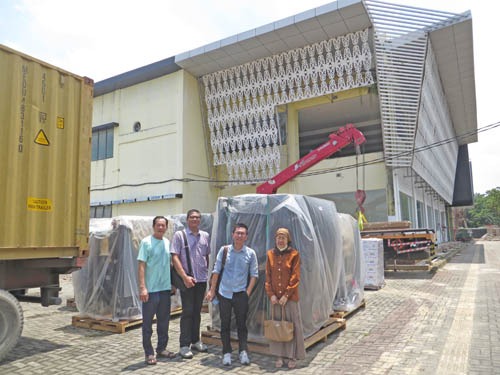 Mesin Dan Peralatan Boling Tiba Di Sport Center Pancing Mesin Dan Peralatan Boling Tiba Di Sport Center Pancing