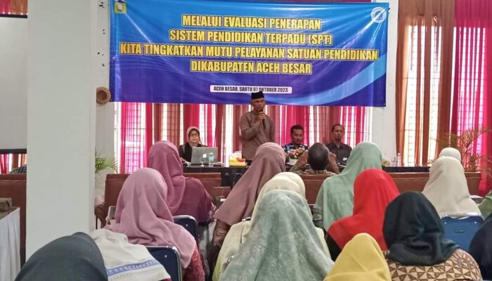 Evaluasi Penerapan Program SPT Untuk Pembentukan Karakter Islami