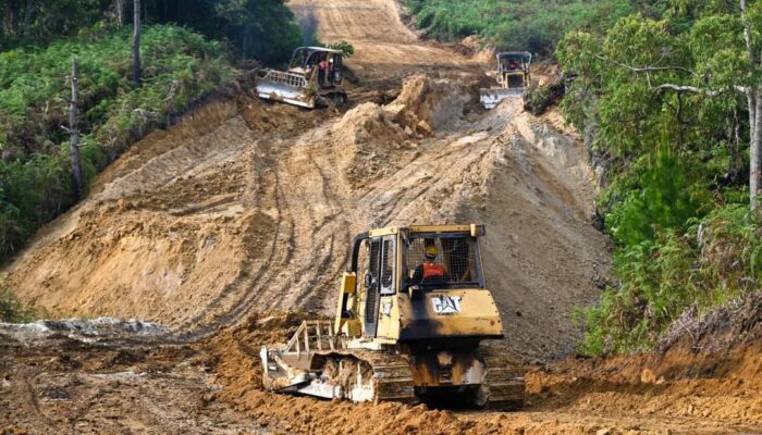 Bupati Humbahas Tinjau Pembangunan Akses Jalan Food Estate dan TSTH