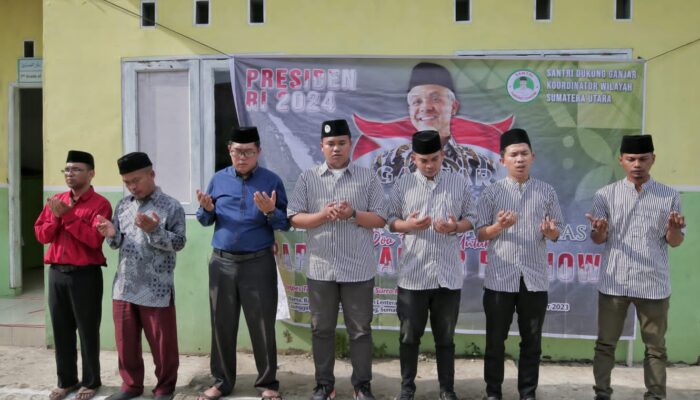 Tingkatkan Kegiatan Belajar Mengajar di Pesantren, Santri Ganjar Sumut Bantu Pembangunan Ruang Kelas