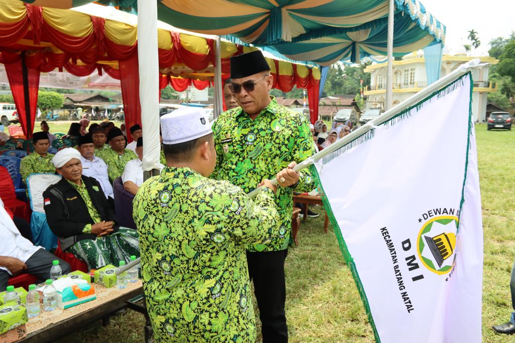 Jafar Sukhairi Lantik Lima PC DMI, Harapkan Jadi Motor Perubahan Jafar Sukhairi Lantik Lima PC DMI, Harapkan Jadi Motor Perubahan
