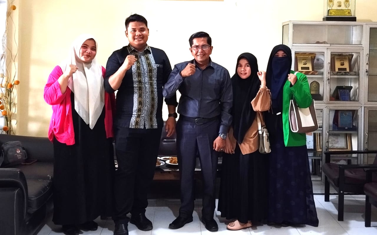 Mahasiswa FDIK UIN Syahada P. Sidimpuan Bangga PDL Di Harian Waspada