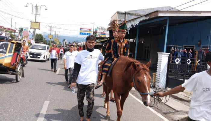 23 Anak Kurang Mampu Di Agara Tunggangi Kuda