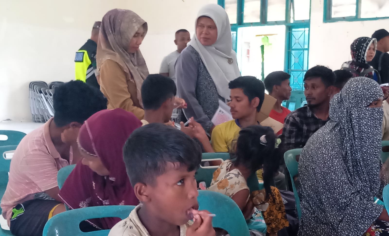 Tanpa Ada Boat, 36 Warga Rohingya Terdampar Di Pesisir Pantai Bireuen
