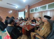 Sekda Serahkan Gedung Pers Untuk Sekber Wartawan Simeulue