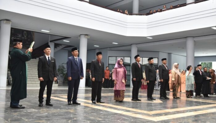 Rektor Unimed Lantik Wakil Rektor, Dekan Dan Ketua Lembaga