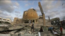 Gempuran Militer Israel Hancurkan Masjid Dan Rumah Di Gaza