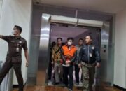 KPK Resmi Tahan Mantan Mentan