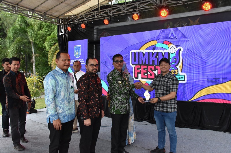 Syaridin: UMKM Fest Geliatkan Ekonomi Rakyat Syaridin: UMKM Fest Geliatkan Ekonomi Rakyat
