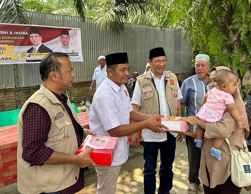 HM Husni Bantu Ratusan Warga Tebingtinggi Untuk Terdaftar Di DTKS