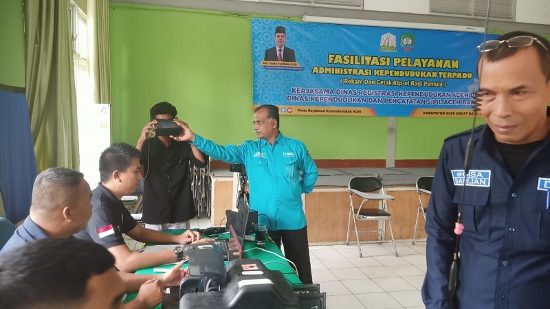 Seribuan Lebih Pelajar SMA Di Abdya Belum Kantongi KTP Seribuan Lebih Pelajar SMA Di Abdya Belum Kantongi KTP