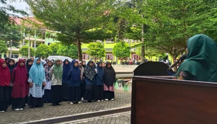FDIK UIN Syahada P.Sidimpuan Terapkan Character Building Bina Mahasiswa