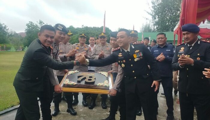 HUT Ke-78 TNI Dimeriahkan Atraksi Singa Nagan Dan Pencak Silat 
