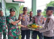 Polsek Meureubo Berikan Surprise HUT Ke-78 TNI 