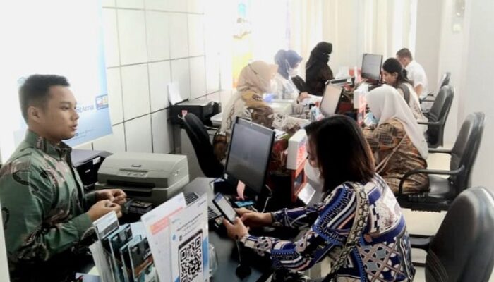 Insan Brilian Tanjungbalai Kompak Kenakan Batik Warisan Dunia