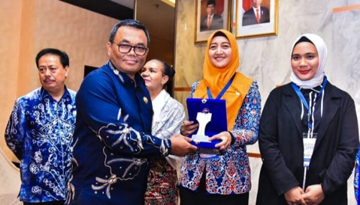 Batubara Peroleh Penghargaan Sandya Praditya