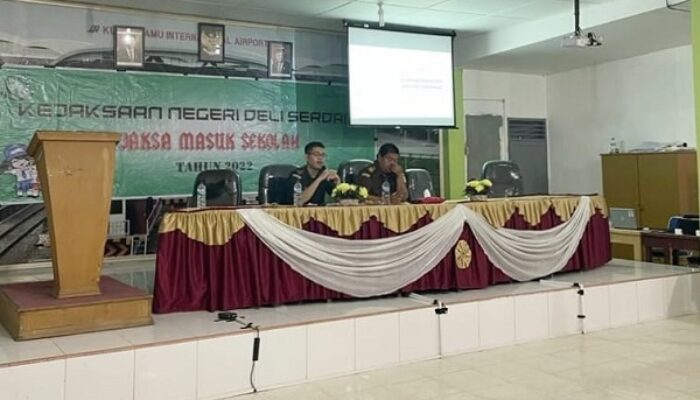 Kejari DS Sosialisasikan UU ITE Kepada Siswa SMAN 1 Lubukpakam