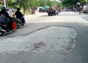 Lambannya Proyek Tambal Sulam, Lubang Jalan Menanti Korban Di Lhokseumawe