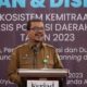 Asisten Pemerintahan, Keistimewaan Aceh dan Kesra Sekda Aceh, Azwardi AP, saat membuka acara Peluncuran & Diskusi Publik Program Penguatan Ekosistem Kemitraan Untuk Pengembangan Inovasi Berbasis Potensi Daerah Aceh, di Hotel Kyriad Muraya, Banda Aceh, Senin (16/10). (Waspada/Zafrullah)